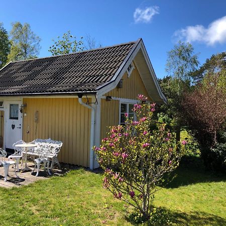 Gaststuga Pa Elsa Beskow Villa Falkenberg Buitenkant foto